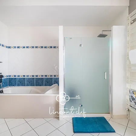 Cocon Central, Chic Ideal 24h - Piano, Jardin, Bbq - L'instant Clef Holiday home *